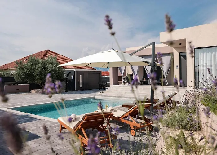 Βίλα Argola Vrsi