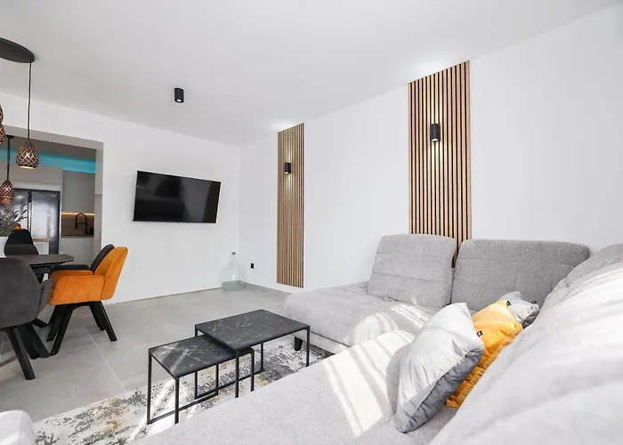 Βίλα Argola Vrsi