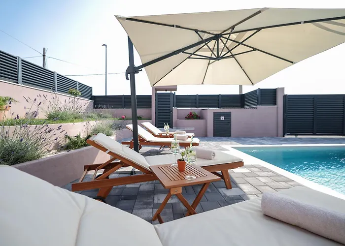 Βίλα Argola Vrsi